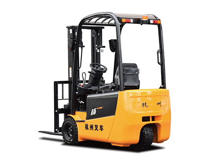 蘇州電動(dòng)叉車 | 叉車發(fā)動(dòng)機(jī)為什么要按時(shí)更換機(jī)油？